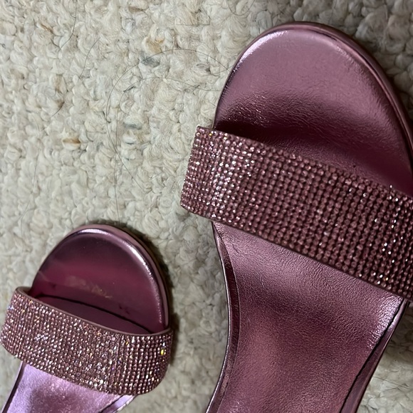 pink rhinestone heels 🎀💖💕💐 - Picture 6 of 6
